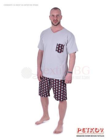 Мъжка пижама с къс ръкав и къс панталон с джоб в оригинален принт каре
